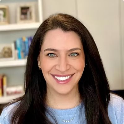 Photo of Lauren J. Hoffman Psychology