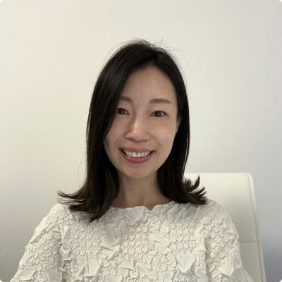 Photo of Julia Kim
