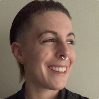 Photo of Leah Mead
