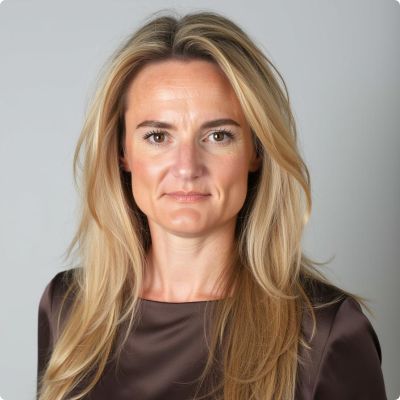 Photo of Elizabeth Carroll
