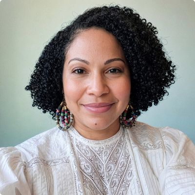 Photo of Ericka Echavarria, JD, LMSW, LSW, CSW