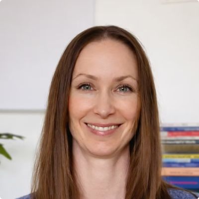Photo of Jennifer Lyons