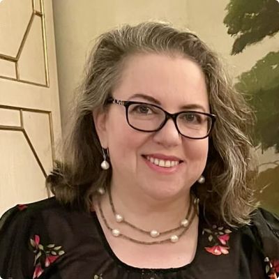 Photo of Anna V. Ennis Online Therapy