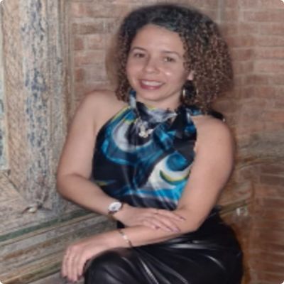 Photo of Dr. Farrah Mirzaee