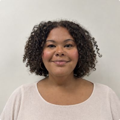 Photo of Shania Warren