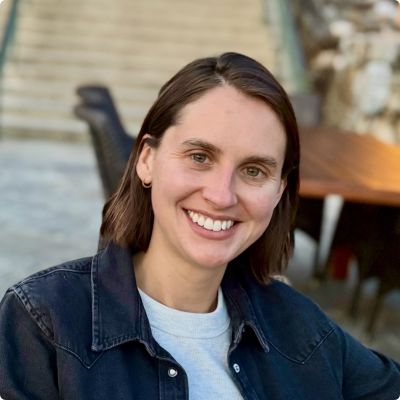 Photo of Anna Hanson