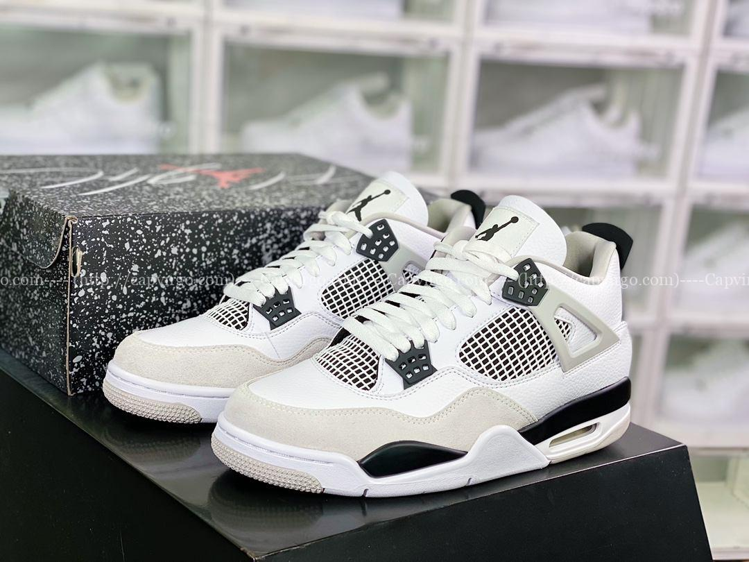 Jordan 4 Retro