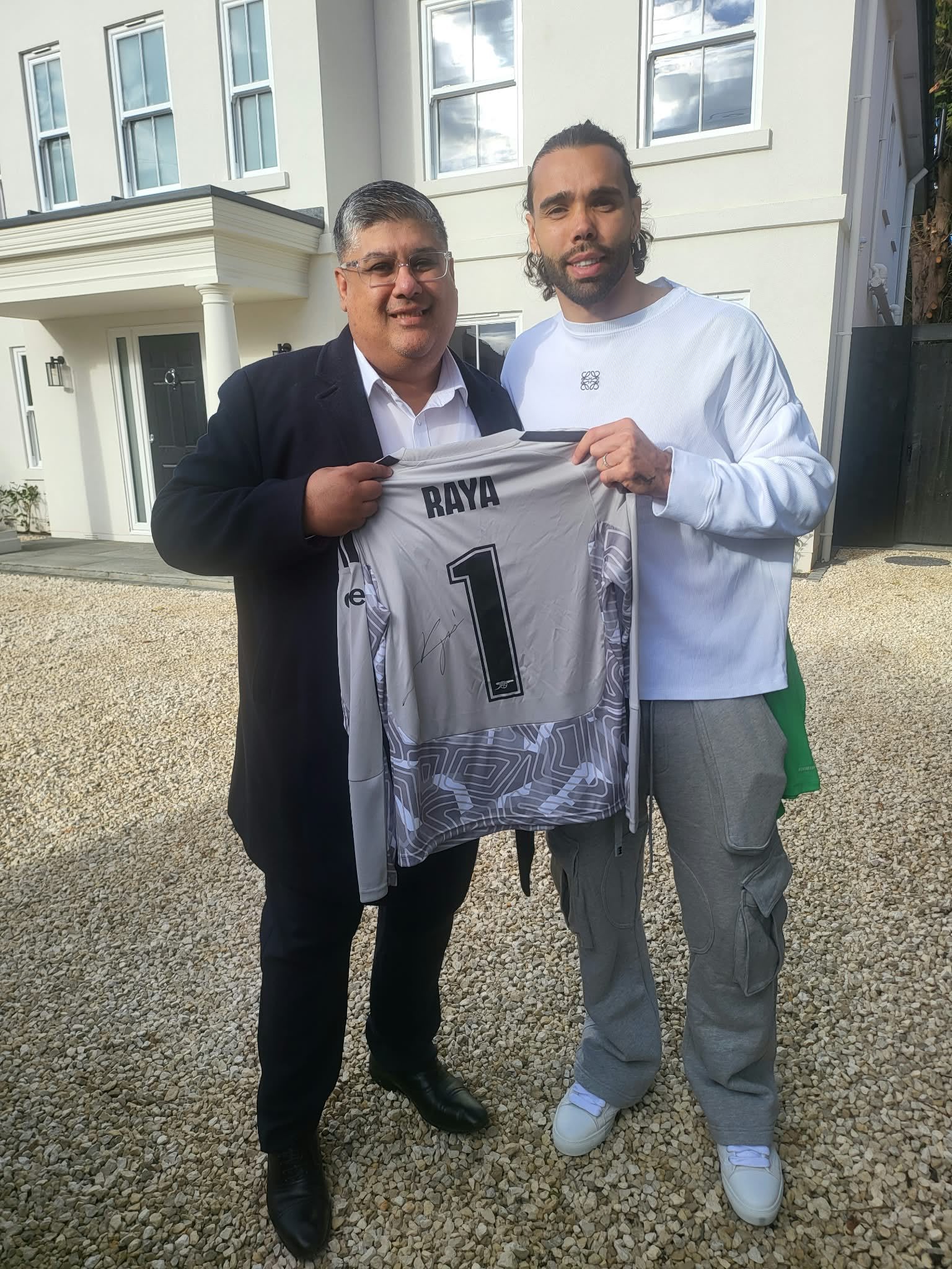 A signed shirt. A special smile.
