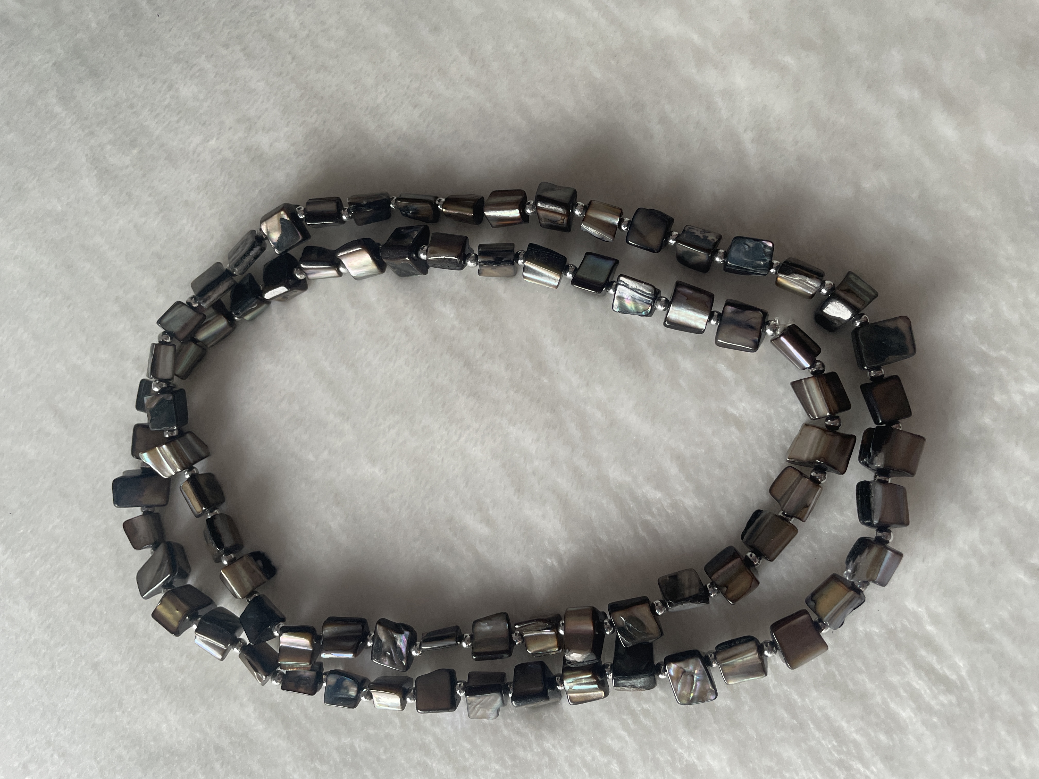 Gray Iridescent Abalone Polished Sea Shell Bead picture 4
