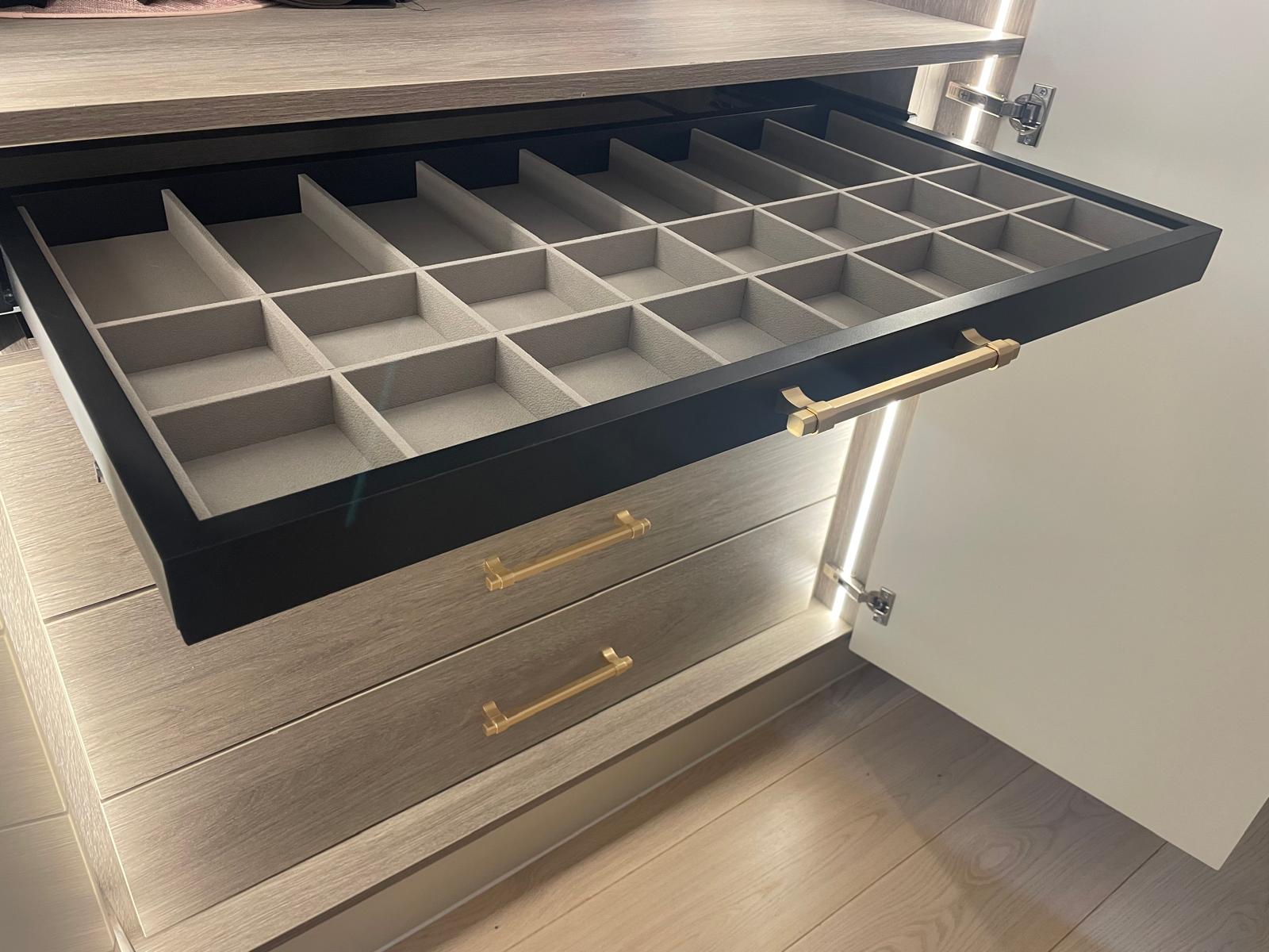 Bespoke fitted wardrobe