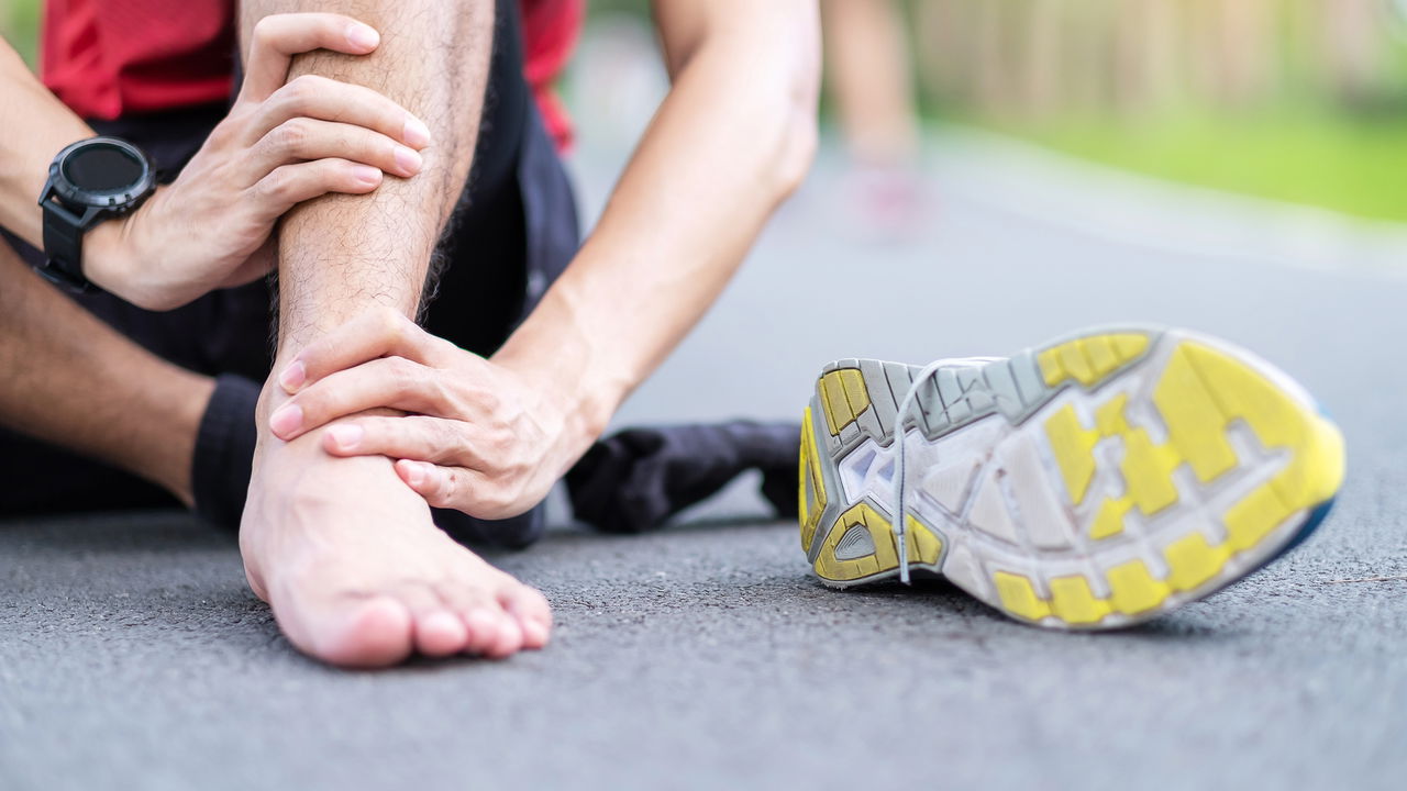 Ankle and foot pain massage Kensington