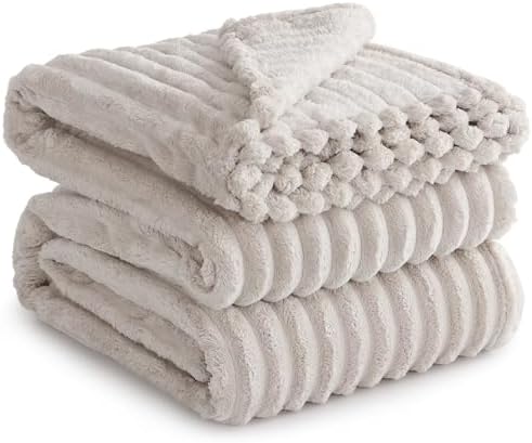 Vue 2 de Ruikasi Plaid Polaire Canape
