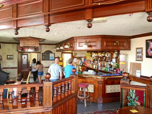 Horseshoe Pub