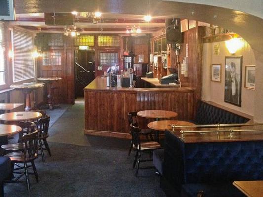 Olde Castle Pub