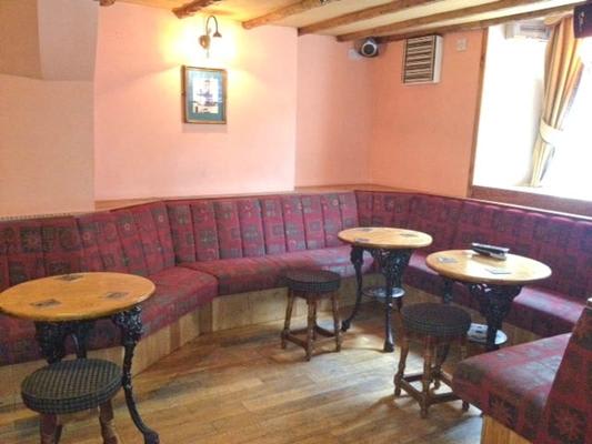 Royal Oak Pub