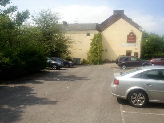 Crown & Anchor Pub