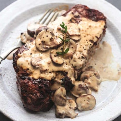 Entrecôte Grelhado com Molho de Cogumelos