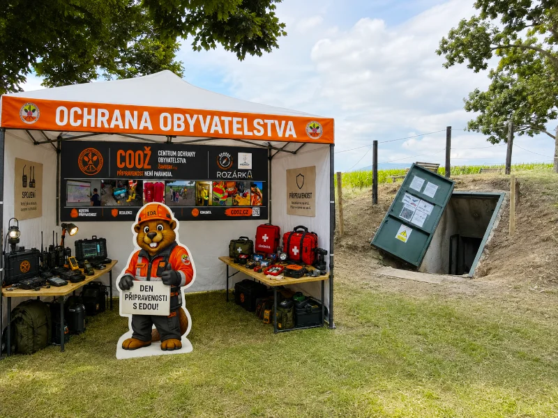 Zatmění slunce na Tyršově rozhledně v Žamberku