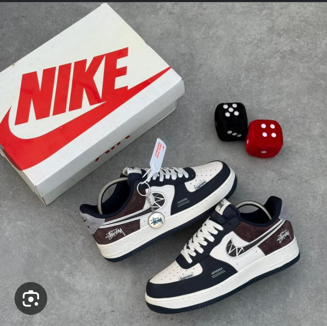 Sneaker 