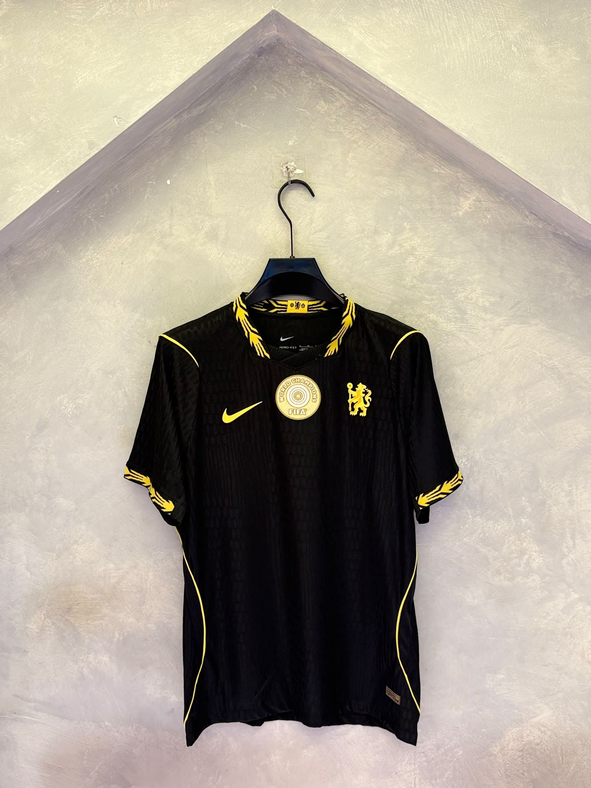 JERSEY: CHELSEA AWAY.  