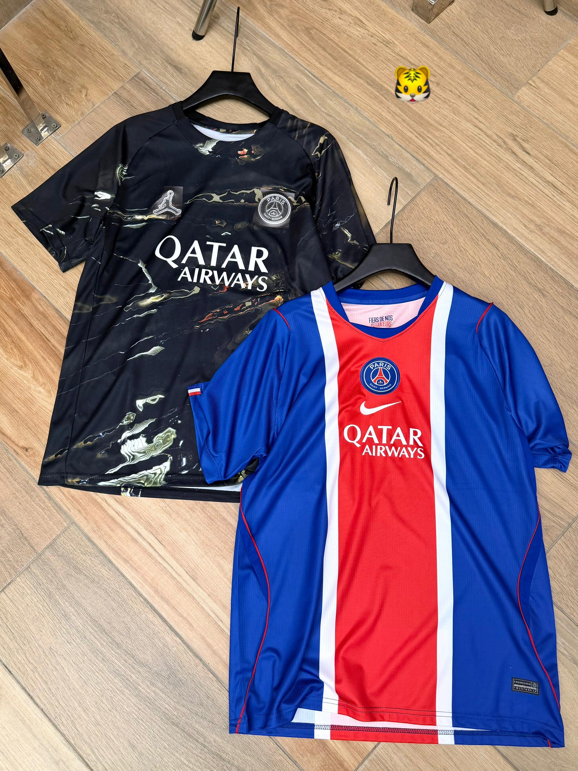JERSEY: PARIS SAINT GERMAIN HOME AND AWAY.