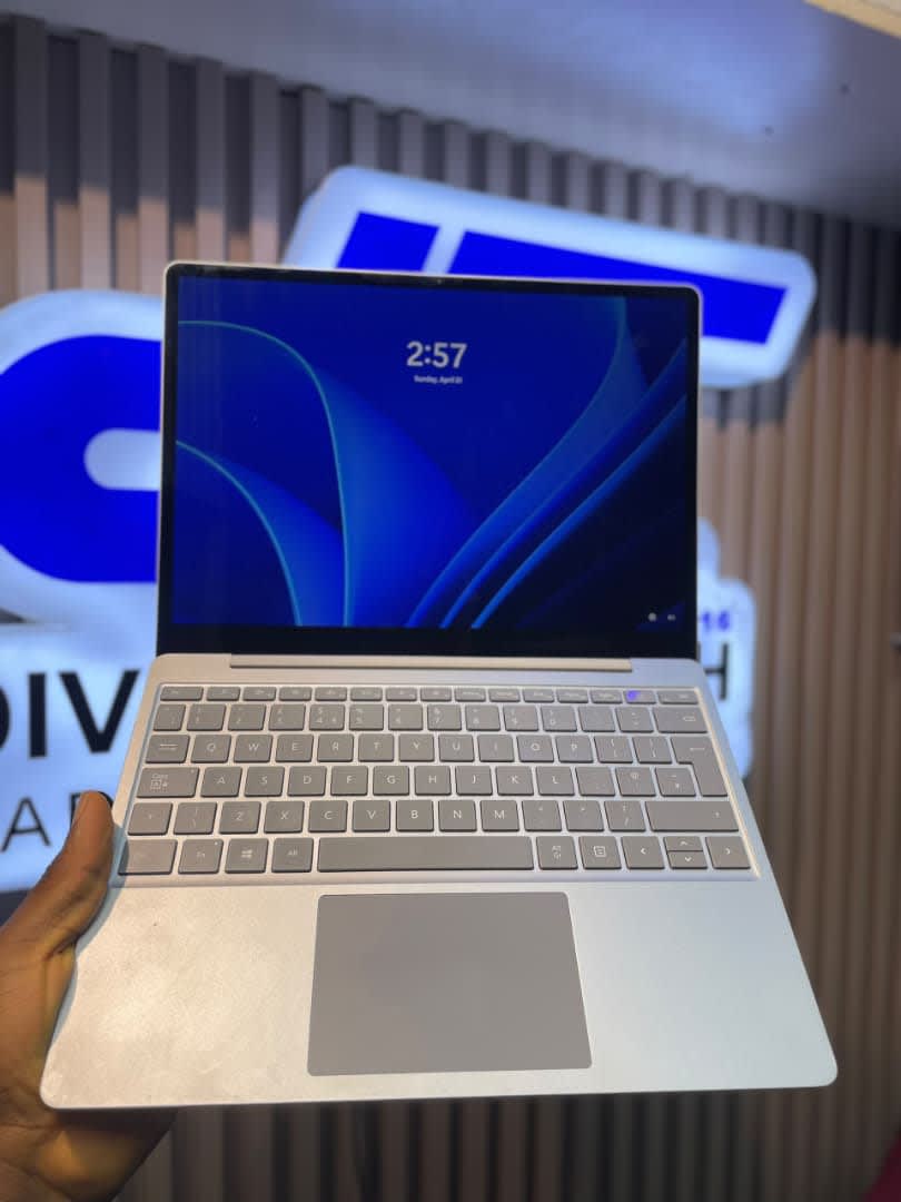 Microsoft Surface Go 2