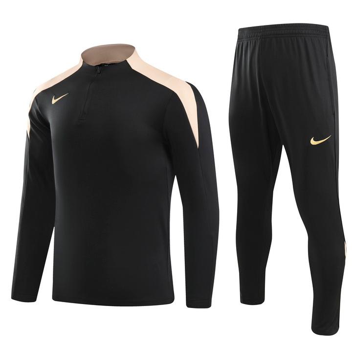 Conjunto esportivo preto e bege, foto 1