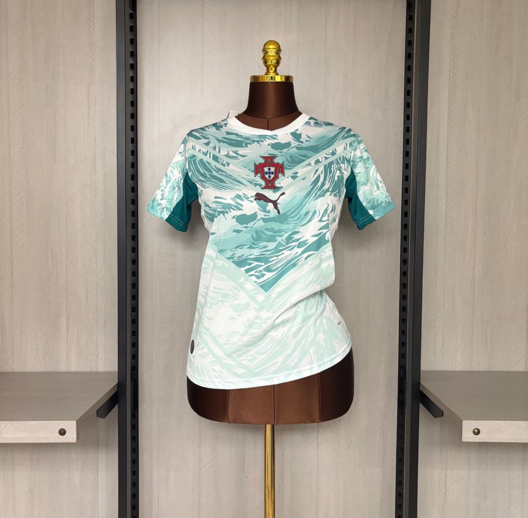 Camisa feminina Portugal branca e verde-água, foto 1