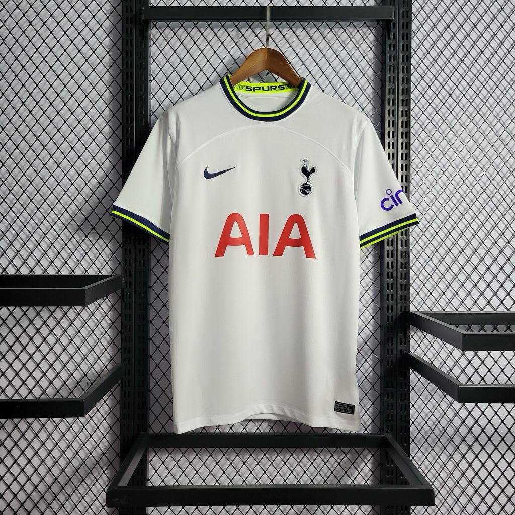 Camisa Tottenham branca com detalhes verde-limão, foto 1
