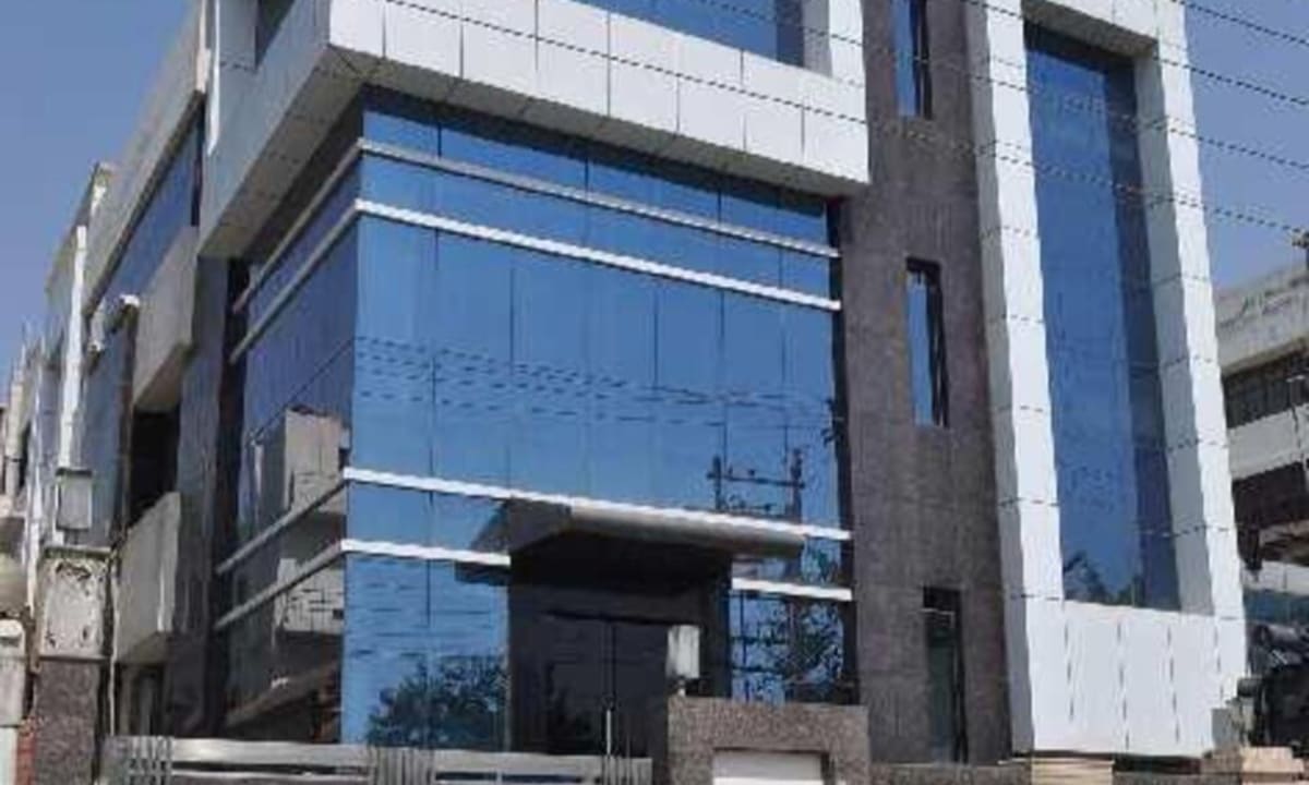 Industrial Building for Sale in Noida