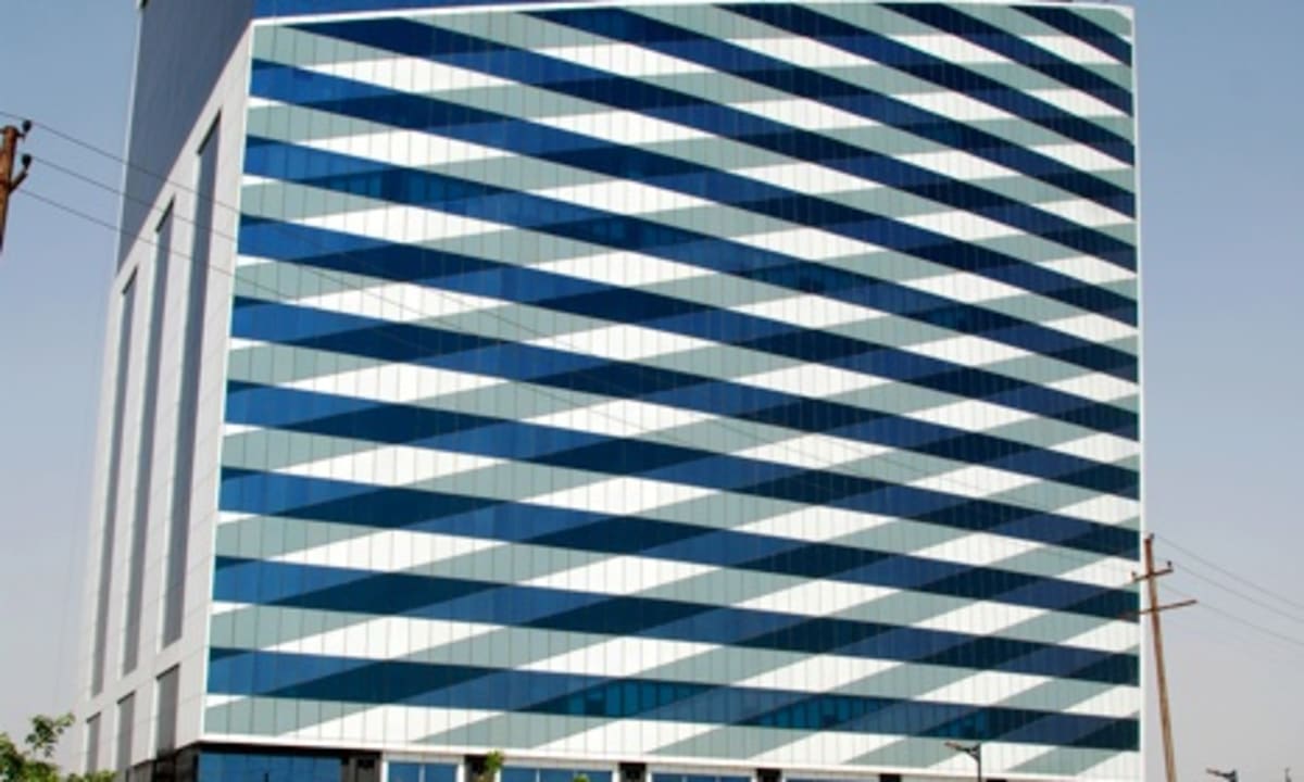 Pre-leased Commercial Office Buliding for Sale
