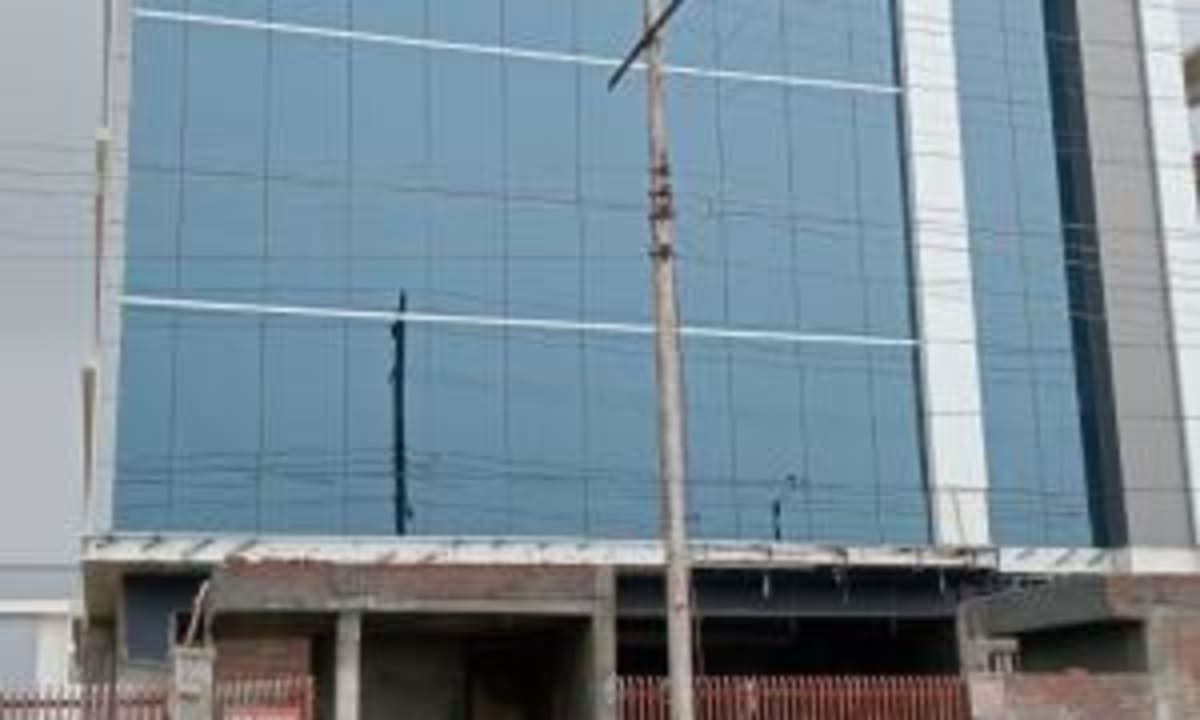Pre leased Industrial Building for Sale – Sector 63, Noida