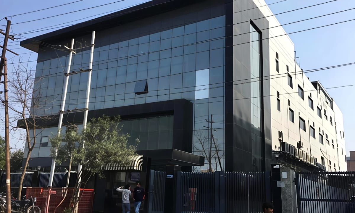 Industrial Building for Sale in Noida