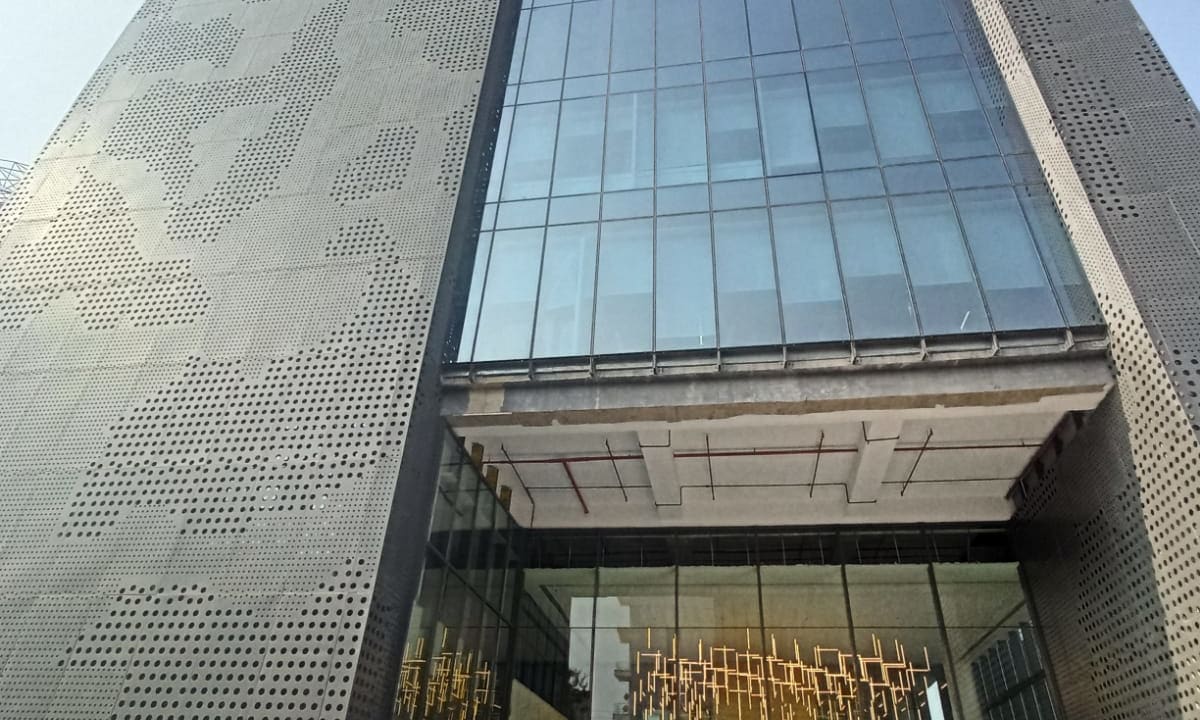 Commercial Office Space For Rent in Noida