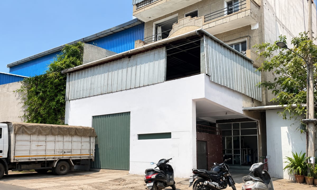455 Sq. Mtr. Industrial Shed for Sale in Sector 16, Noida