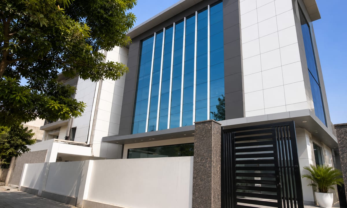 Industrial Building for Lease in Sector 63, Noida | 250 Sq. Mtr.