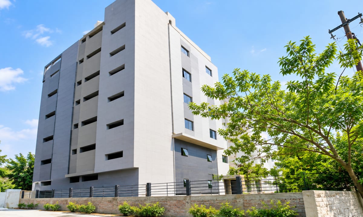 Commercial Building for Rent in Sector 106, Noida