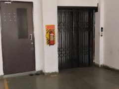 Industrial Building For Sale in Noida 3