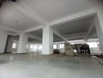 Commercial Building for Rent 3