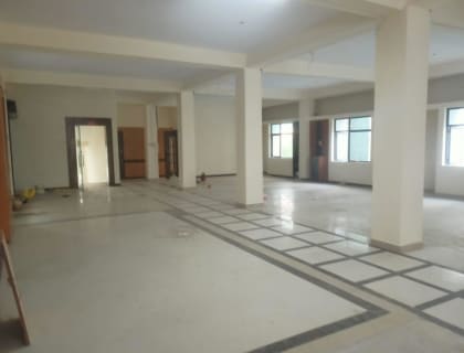 Factory For Sale in Noida 3