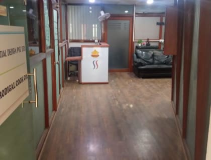 Modern Park-Facing Industrial Office Building for Rent in Sector 6, Noida 3