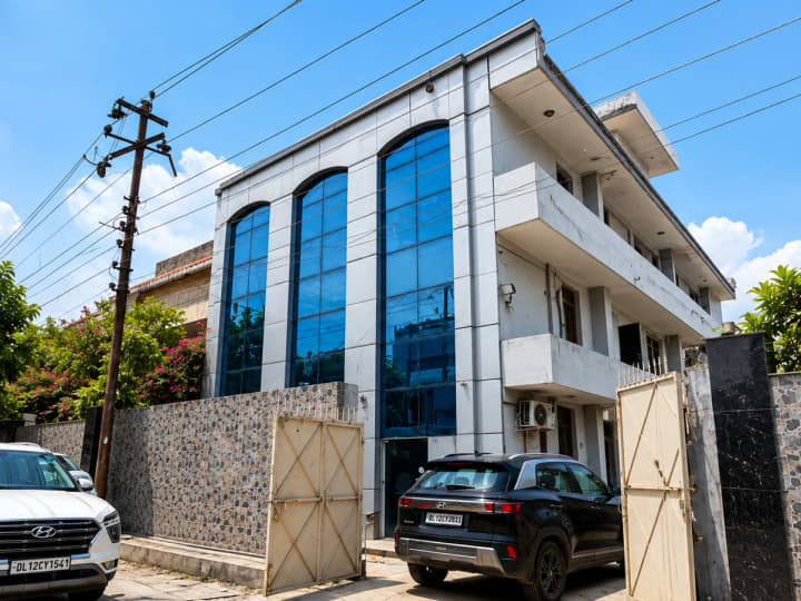 Office Cum Industrial Property in Sector 3, Noida