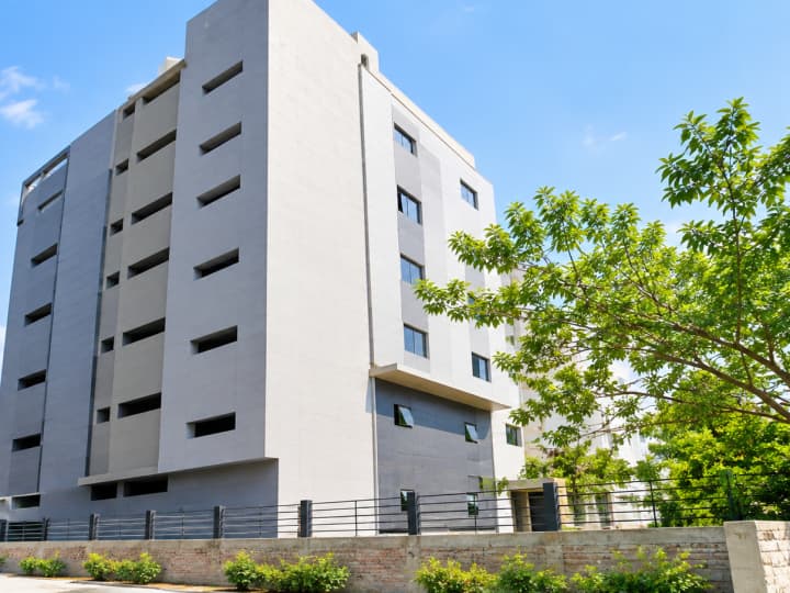 Commercial Building for Rent in Sector 106, Noida