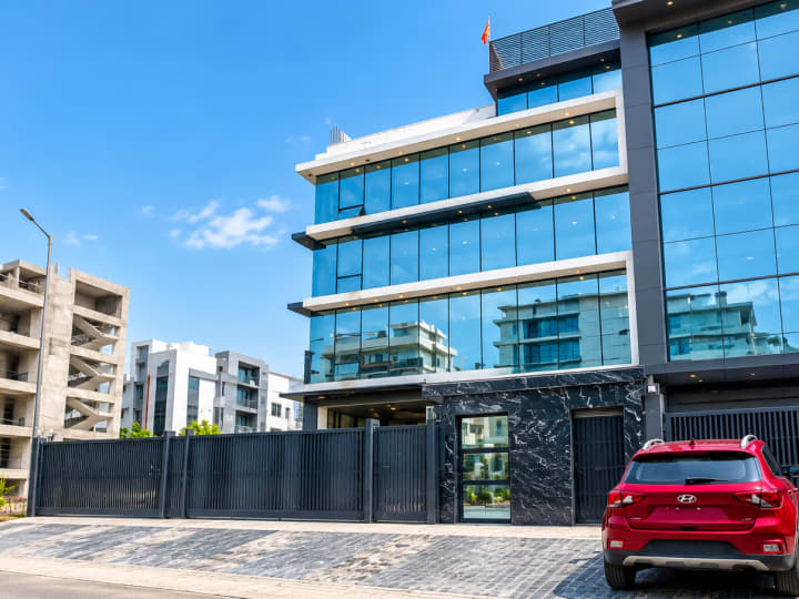 Commercial Office Building for Rent in Sector 62, Noida