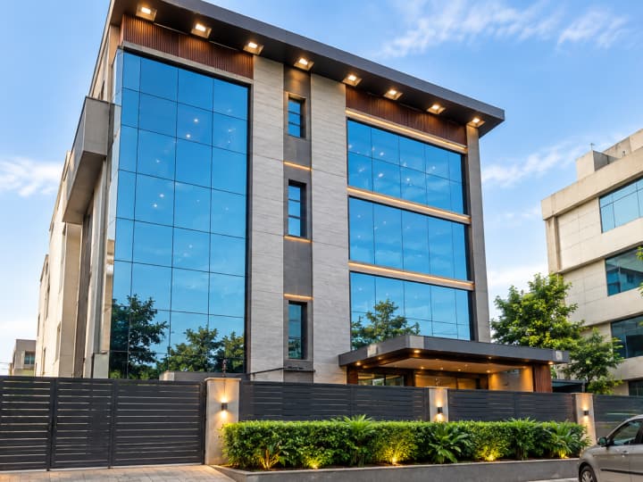 Industrial Property for Rent Sector 60, Noida