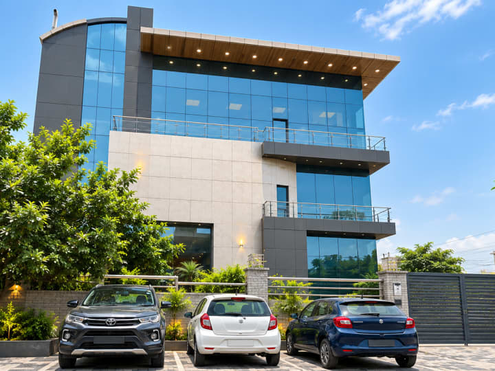 Premium Industrial Building for Rent in Sector 3 Noida