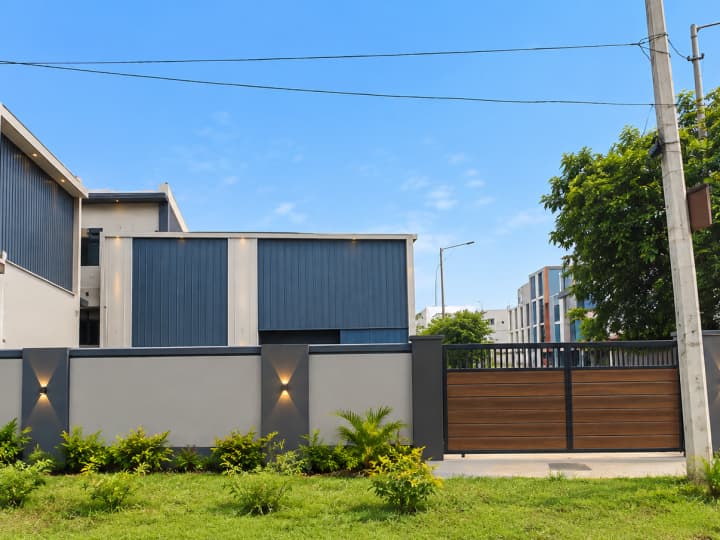 Premium Industrial Shed for Sale in Sector 80, Noida