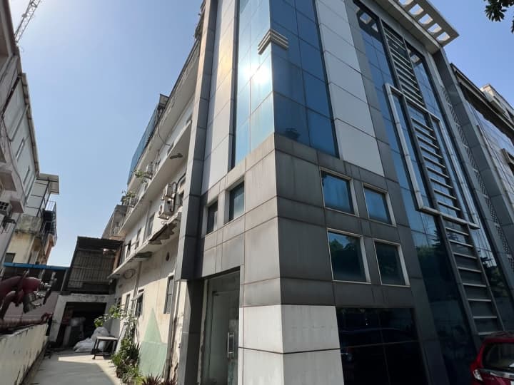 Industrial Building for Sale in Sector 65 Noida | 450 Sq. M. alternate view
