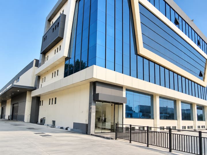 Industrial Warehouse for Lease in Noida Phase 2 | 80,000 Sq. Ft.