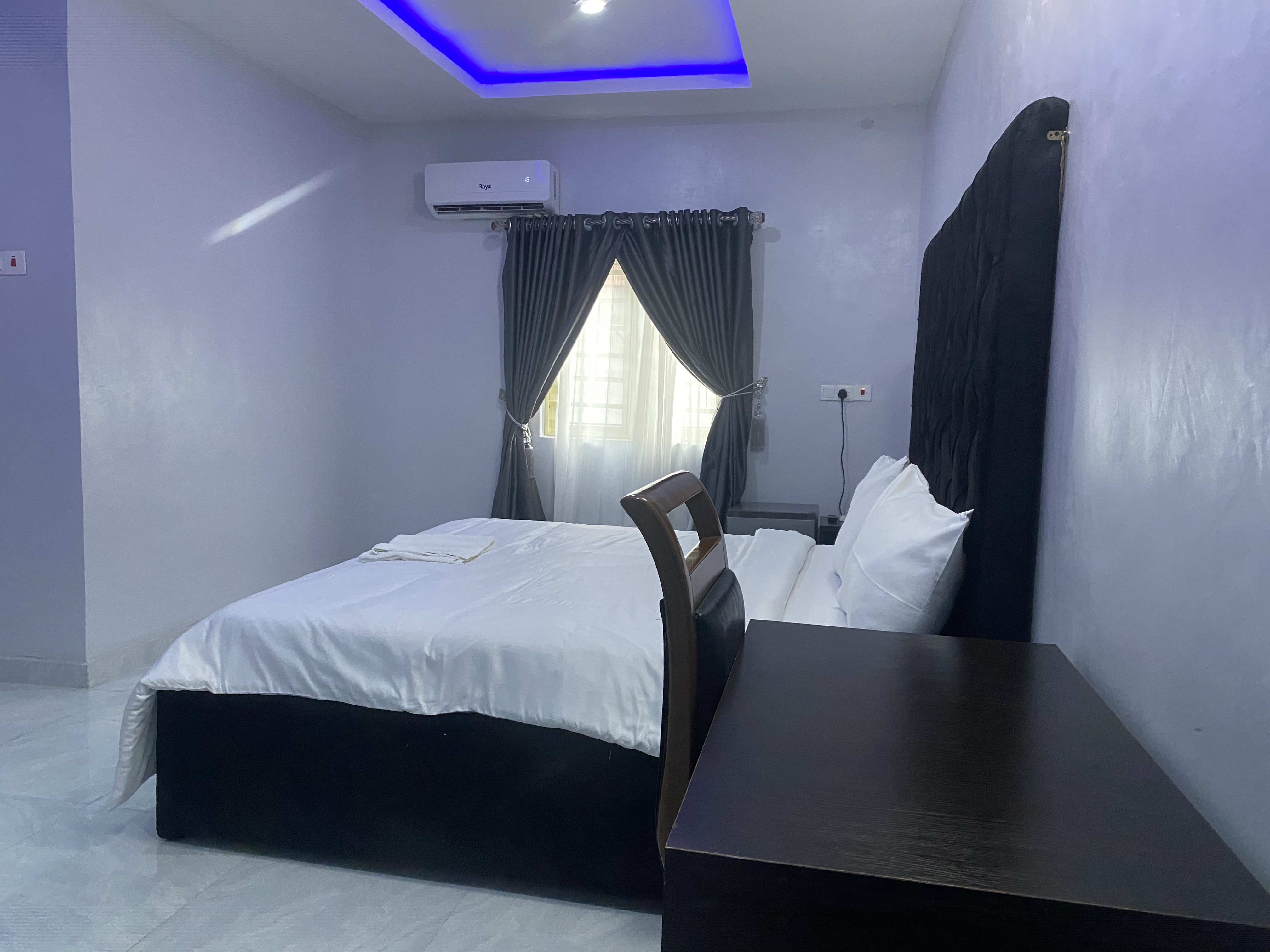 Platinum Suite - R6